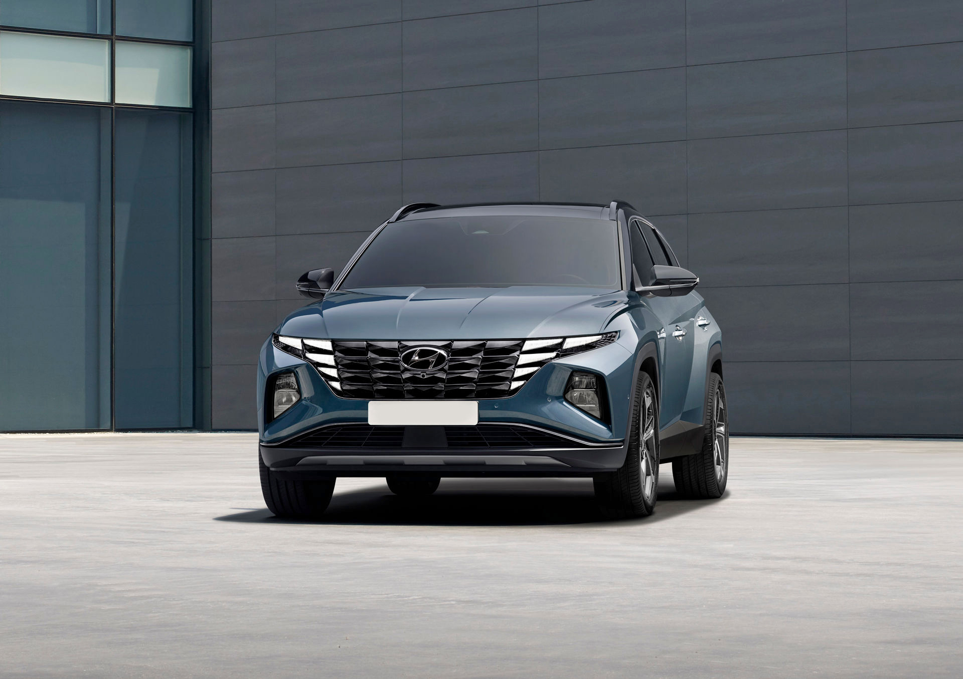 New Hyundai Tucson front